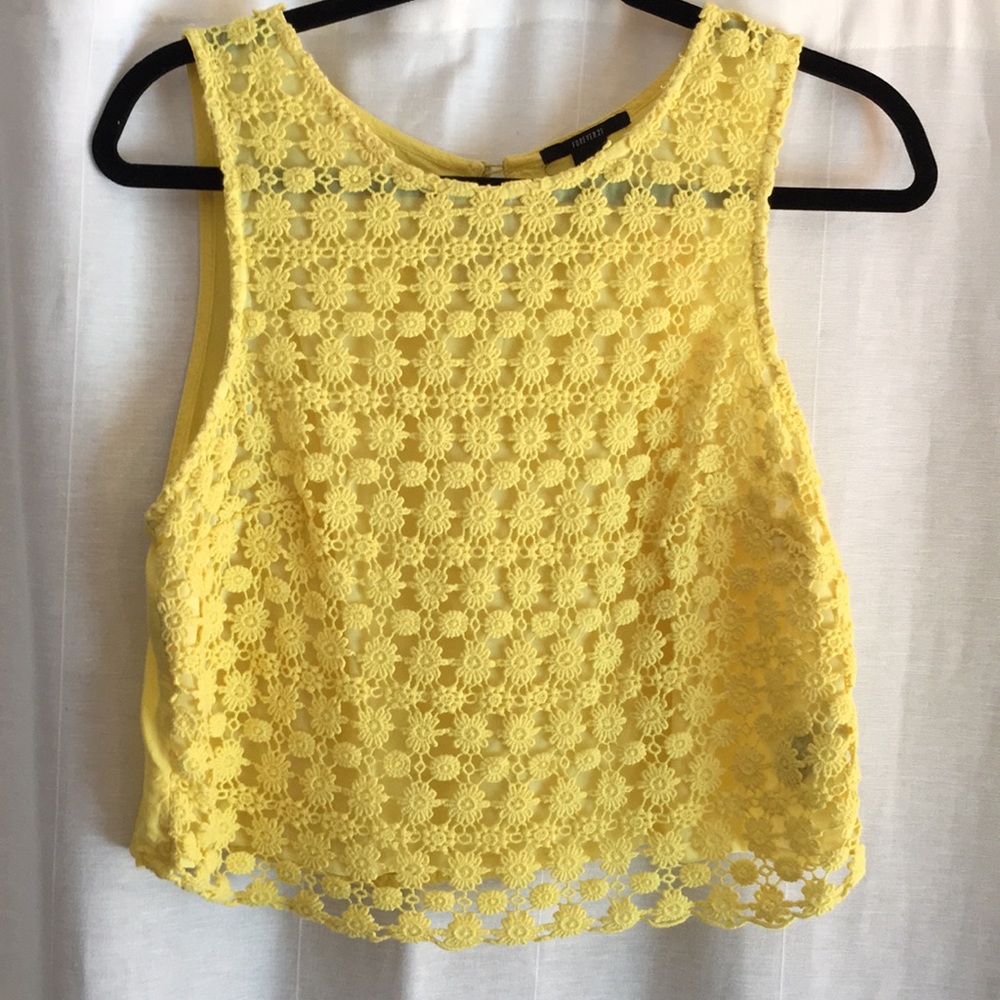 Yellow cropped lace top!
